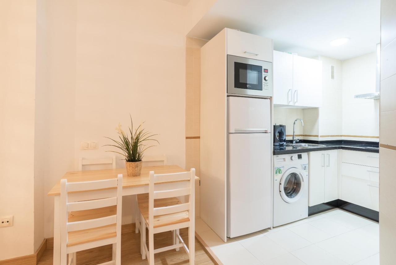 Апартаменты Acogedor Apartamento En El Centro Historico De Malaga - Mitjana Экстерьер фото